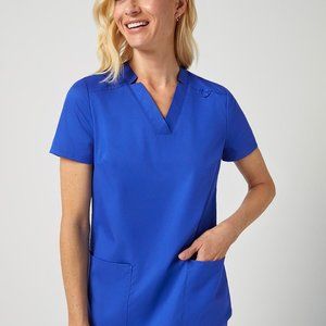 Jaanuu Relaxed V-Neck Scrub Top